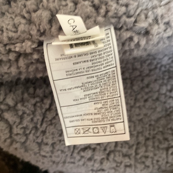 Reebook Sweater Jacket - Picture 4 of 4